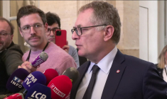 Budget: "Nous étions près d'un compromis" (Juvin)