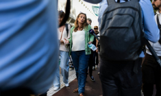 La secrétaire nationale des Ecologistes Marine Tondelier à la braderie de Lille le 5 septembre 2026 ( AFP / Sameer Al-DOUMY )