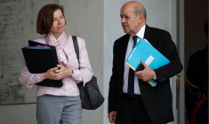 LA FRANCE REGRETTE LA DÉCISION DE L'AUSTRALIE DE SE DOTER DE SOUS-MARINS NUCLÉAIRES AMÉRICAINS