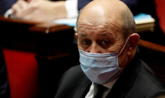 "RIEN NE BOUGE" AU LIBAN, DÉPLORE LE DRIAN