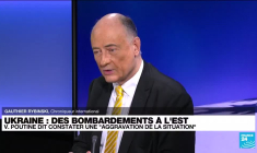 Crise en Ukraine : Emmanuel Macron appelle à la "cessation" des actes militaires