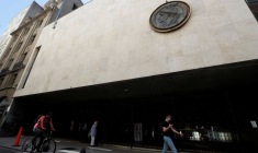 La façade de la bourse de Buenos Aires dans le quartier financier de Buenos Aires