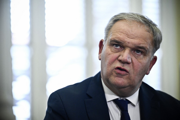 Le ministre des outre-mer François-Noël Buffet à Fort-de-France, en Martinique, le 12 novembre 2024. ( AFP / JULIEN DE ROSA )