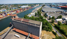 Vue du port de Strasbourg. ( AFP / PATRICK HERTZOG )