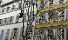 Des immeubles insalubres condamnés à Marseille, le 23 février 2021  ( AFP / NICOLAS TUCAT )