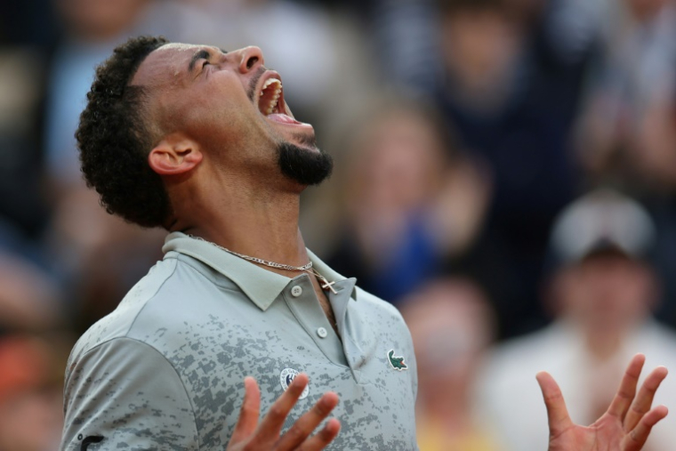 Le Français Arthur Fils a gagné son premier match au premier tour de Roland-Garros le 26 mai 2025 à Paris ( AFP / Franck FIFE )