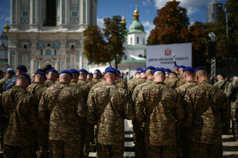 Cérémonie à Kiev avec la participation de la Garde nationale ukrainienne pour le 35e anniversaire de l'indépendance de l'Ukraine, le 24 août 2026 ( POOL / Henry Nicholls )