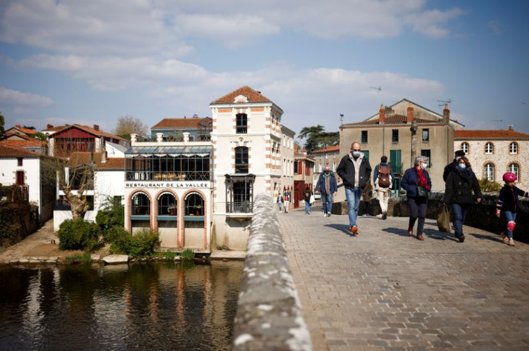CORONAVIRUS/FRANCE: 449 DÉCÈS EN 24 HEURES, TOUJOURS PRÈS DE 6.000 PATIENTS EN RÉANIMATION