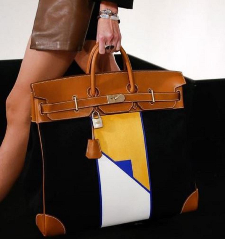 Le sac Birkin d’Hermès s’arrache à prix d’or. crédit photo : Capture d’écran Instagram @hermesbirkin