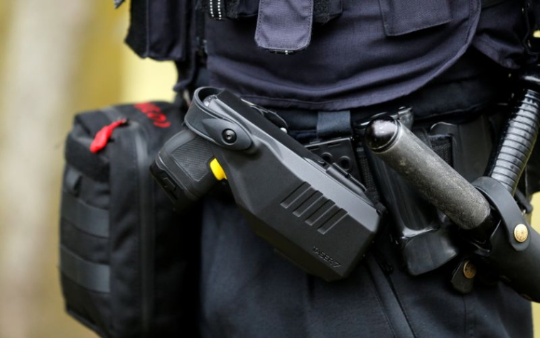 TROIS MORTS DANS UNE ATTAQUE À L'ARME BLANCHE EN ALLEMAGNE