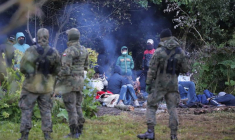 QUATRE PAYS DE L'UE CRITIQUENT LA BIÉLORUSSIE POUR L'AFFLUX DE MIGRANTS ILLÉGAUX