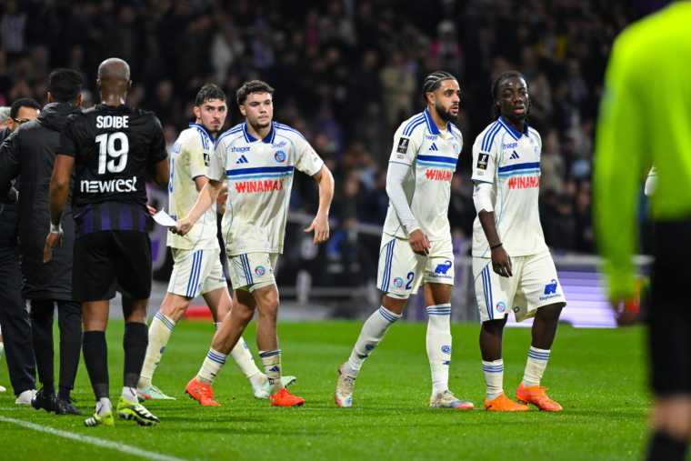 Strasbourg chute encore et s'éloigne du top 4