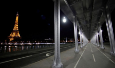 LE MORAL DES MÉNAGES SE DÉGRADE EN OCTOBRE, CRAINTES SUR L'INFLATION