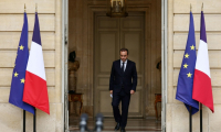 Le Premier ministre sortant Sébastien Lecornu, qui a présenté ce matin la démission de son gouvernement au président Emmanuel Macron, arrive pour faire une déclaration à l'hôtel Matignon, le 6 octobre 2025 à Paris ( POOL / Stephane Mahe )