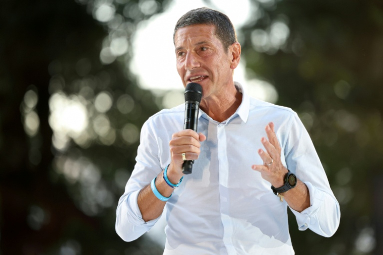 David Lisnard, maire de Cannes et candidat à la présidentielle de 2027, lors d'un rassemblement à Cannes, le 29 août 2026 ( AFP / Valery HACHE )