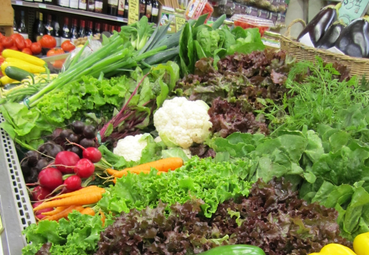 Les employés pourront bientôt récupérer gratuitement les invendus alimentaires. (illustration) (Jjuntune / Pixabay)