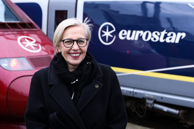Gwendoline Cazenave à Bruxelles, en Belgique, le 24 janvier 2023. ( AFP / KENZO TRIBOUILLARD )