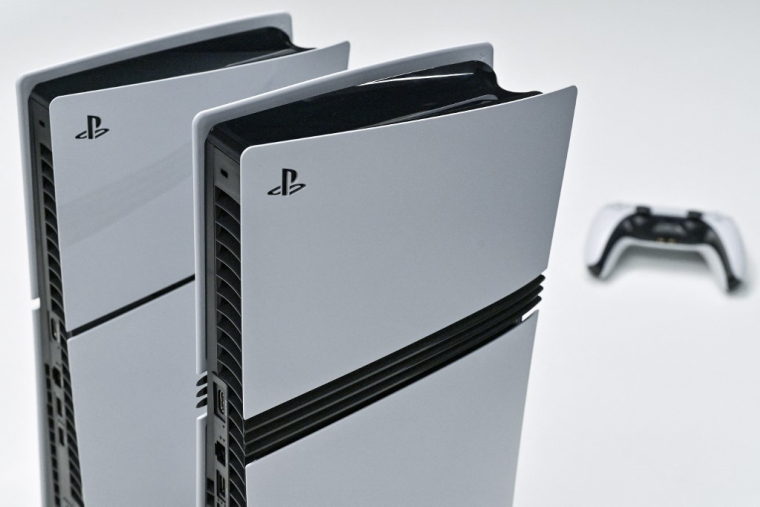 En Europe, les consoles Playstation 5 seront vendues 100 euros de plus ( AFP / RICHARD A. BROOKS )