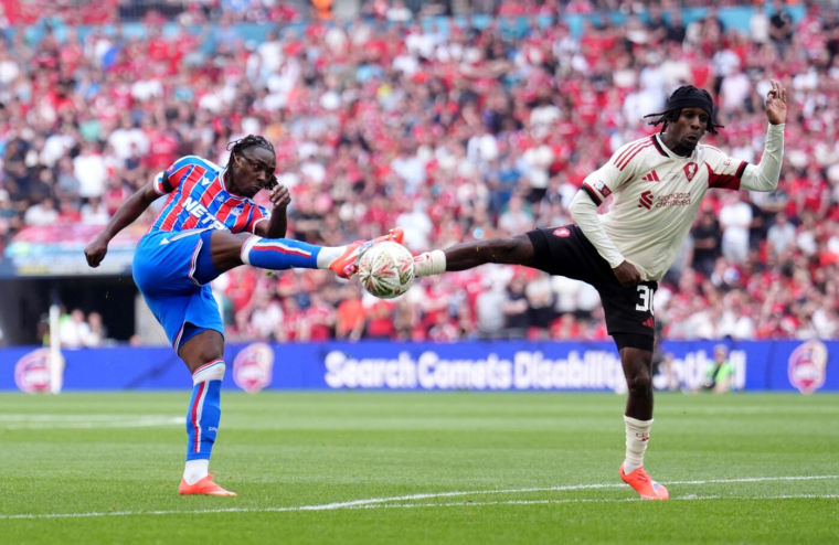 Liverpool privé de Jeremie Frimpong pour quelques semaines