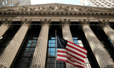 Façade de la Bourse de New York, le 8 avril 2026 ( AFP / CHARLY TRIBALLEAU )