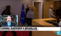 "Qatargate" : Il faut d'abord connaître les faits, dit Macron