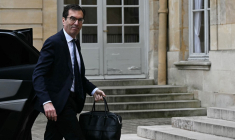 Jean-Pierre Farandou à Paris, le 1er avril 2026. ( AFP / ANNA KURTH )