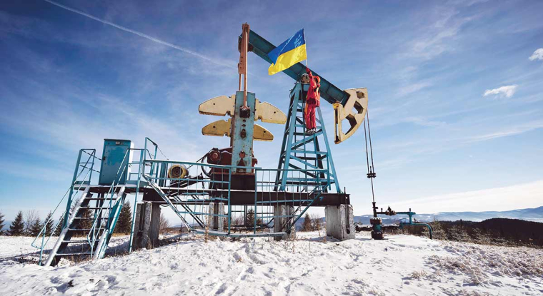 Pétrole, gaz, palladium, nickel, céréale...la flambée des matières premières est l'une des principales conséquence de l'invasion de l'Ukraine par la Russie, ces deux pays comptant parmi les grands producteurs dans le monde. (© Shutterstock)