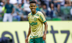 Willian Estevāo récompensé pour sa saison avec Palmeiras