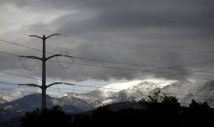 L'ESPAGNE APPROUVE UN PLAN D'URGENCE FACE À LA HAUSSE DES PRIX DE L'ÉNERGIE