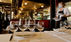 LÉGER RALENTISSEMENT DE LA CROISSANCE DANS LES SERVICES EN FRANCE