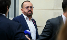 Le député Yannick Neuder le 6 octobre 2026 à Paris ( AFP / Dimitar DILKOFF )