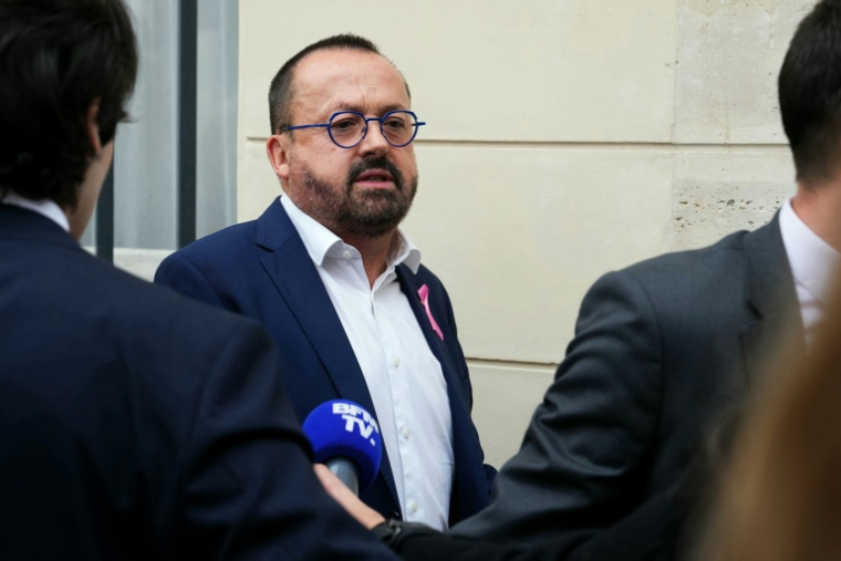 Le député Yannick Neuder le 6 octobre 2026 à Paris ( AFP / Dimitar DILKOFF )