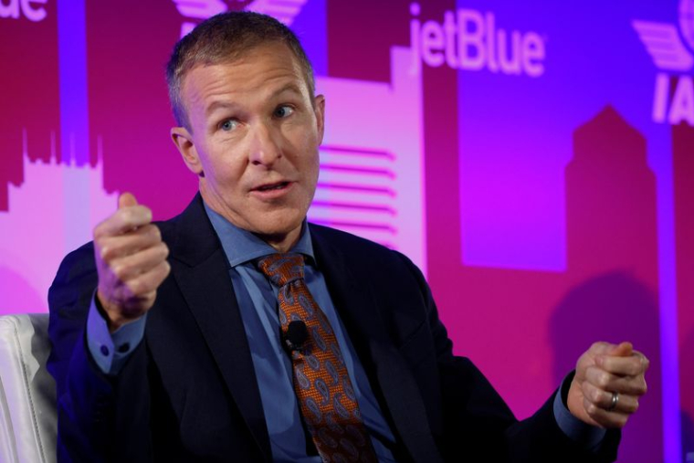 Le directeur général de United Airlines, Scott Kirby