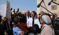Emmanuel Macron lors d'un déplacement à Marseille