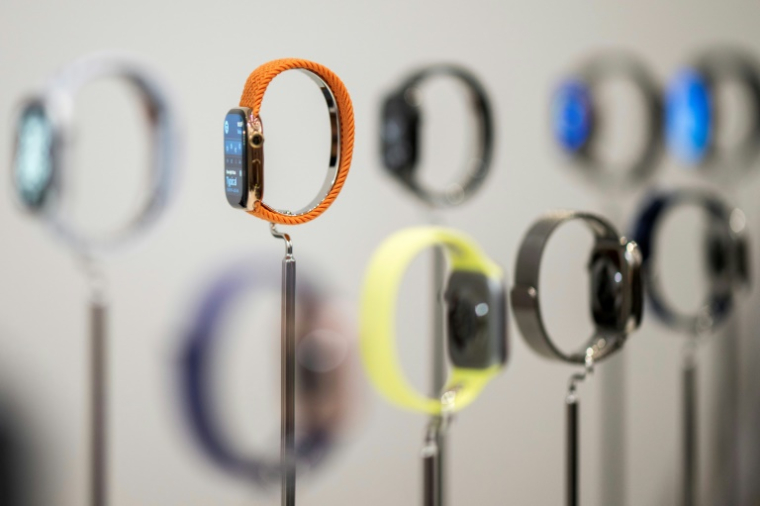 L'Apple Watch Ultra 3 présentée lors de l'événement "Awe-Dropping" au Steve Jobs Theater ,sur le campus d'Apple Park à Cupertino, en Californie, le 9 septembre 2025 ( AFP / Nic Coury )