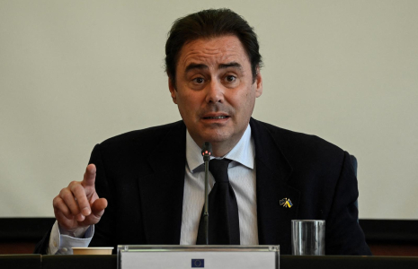 Jorge Toledo, ambassadeur de l'Union européenne en Chine, s'exprime lors d'une conférence de presse à l'occasion du premier anniversaire de l'invasion de l'Ukraine par la Russie,  à Pékin, le 24 février 2023. ( AFP / JADE GAO )