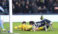 Le but de la tête le plus bas de l'histoire du football marqué par Millwall ?