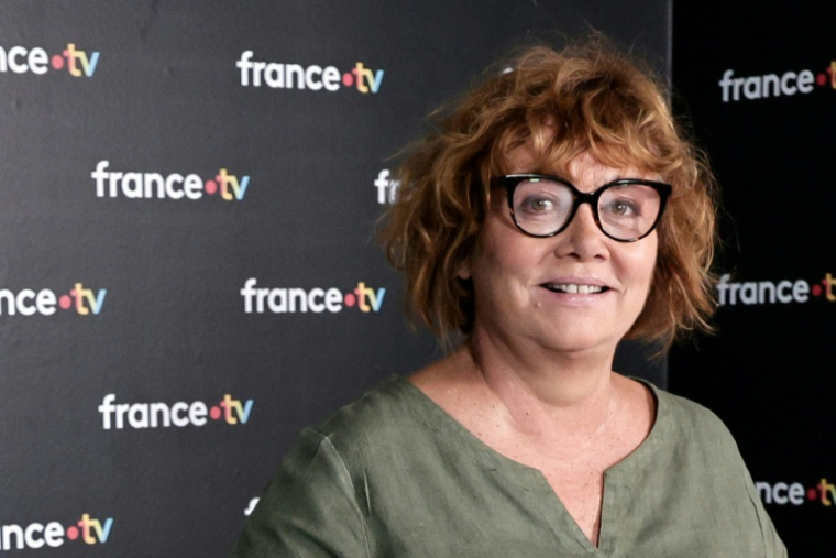 L'éditorialiste politique Nathalie Saint-Cricq pose avant une conférence de presse pour présenter la nouvelle saison du groupe audiovisuel France Télévisions, à Paris, le 4 septembre 2024 ( AFP / STEPHANE DE SAKUTIN )