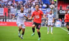 Rennes s'en sort contre Auxerre et s'invite sur le podium
