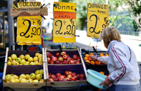 Un marché local à Nice
