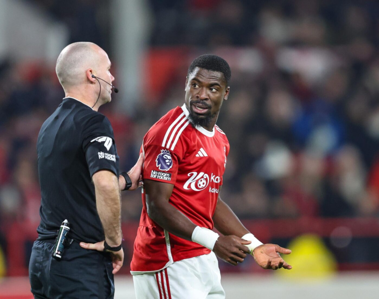 Serge Aurier forfait six mois à cause d'un virus ?