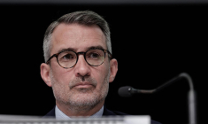 Le directeur général de Casino Philippe Palazzi à l'assemblée générale du 11 juin 2024 ( AFP / STEPHANE DE SAKUTIN )