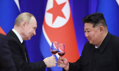 Vladimir Poutine et Kim Jong Un à Pyongyang, en Corée du Nord, le 19 juin 2024. ( POOL / VLADIMIR SMIRNOV )