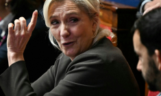 La candidate RN à la présidentielle Marine Le Pen à l'Assemblée nationale à Paris le 8 octobre 2026 ( AFP / LOU BENOIST )