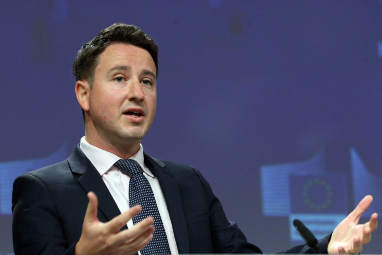 Gabriel Zucman, à Bruxelles, en juin 2021 ( AFP / FRANCOIS WALSCHAERTS )