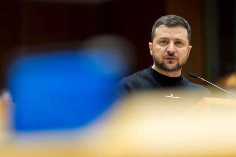 Le président ukrainien Volodymyr Zelenskiy lors d'un discours au Parlement européenà Bruxelles
