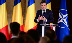 Le candidat à la présidence roumaine Nicusor Dan, le 15 mai 2025 à Bucarest ( AFP / Daniel MIHAILESCU )