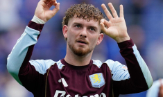 Très peu utilisé par Aston Villa, Harvey Elliott pourrait revenir à Liverpool dès janvier