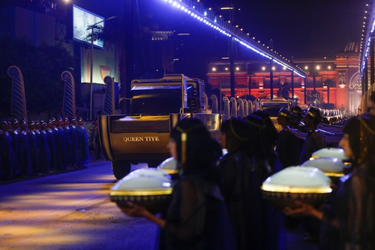 EGYPTE: DÉFILÉ DE 22 MOMIES ROYALES AU CAIRE