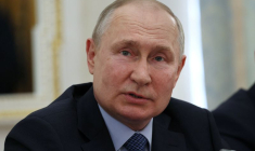 Le président russe Vladimir Poutine lors d'une réunion au Kremlin à Moscou